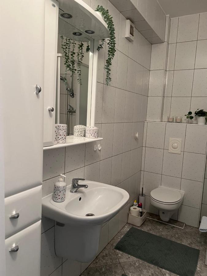 Apartament Przy Kawczej - Pokoj Z Aneksem Kuchennym Miedzyzdroje Bagian luar foto